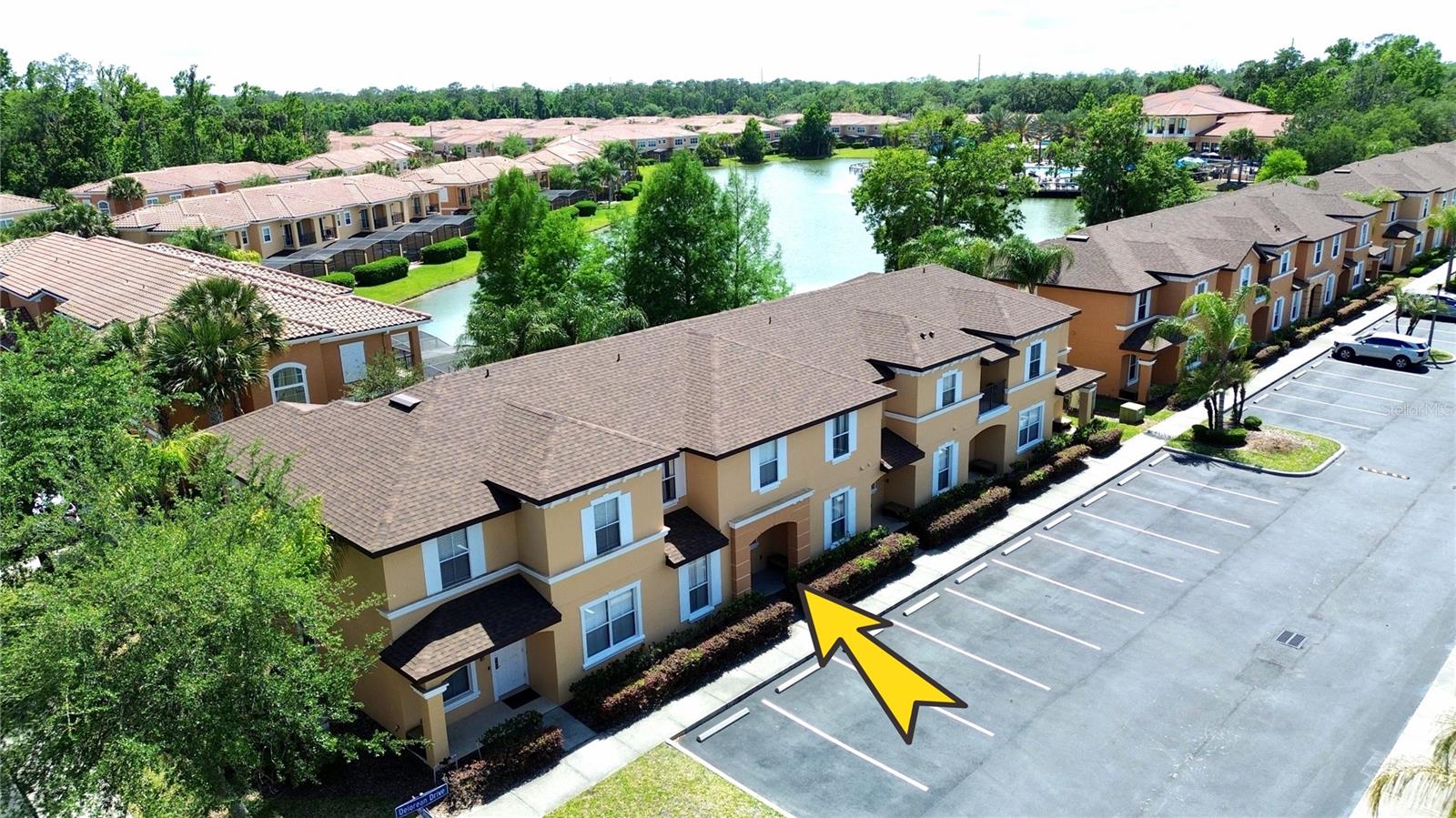 5702 Delorean, Kissimmee, FL 34746