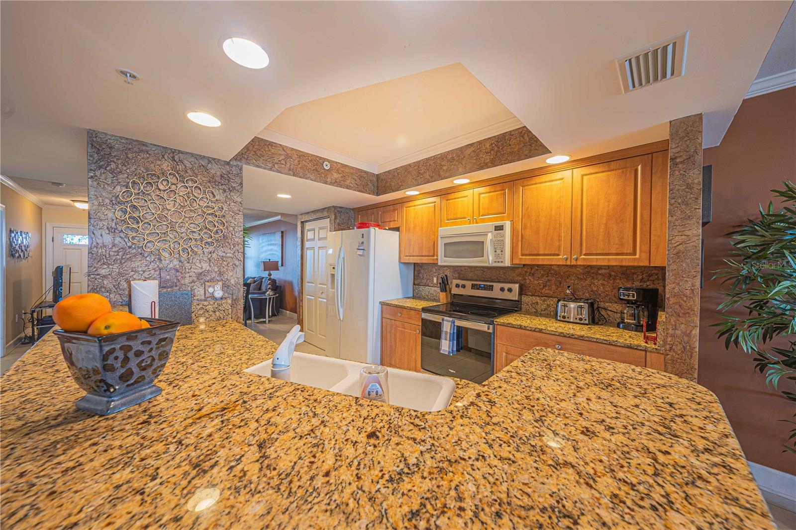 3315 Atlantic Unit 1707, Daytona Beach Shores, FL 32118
