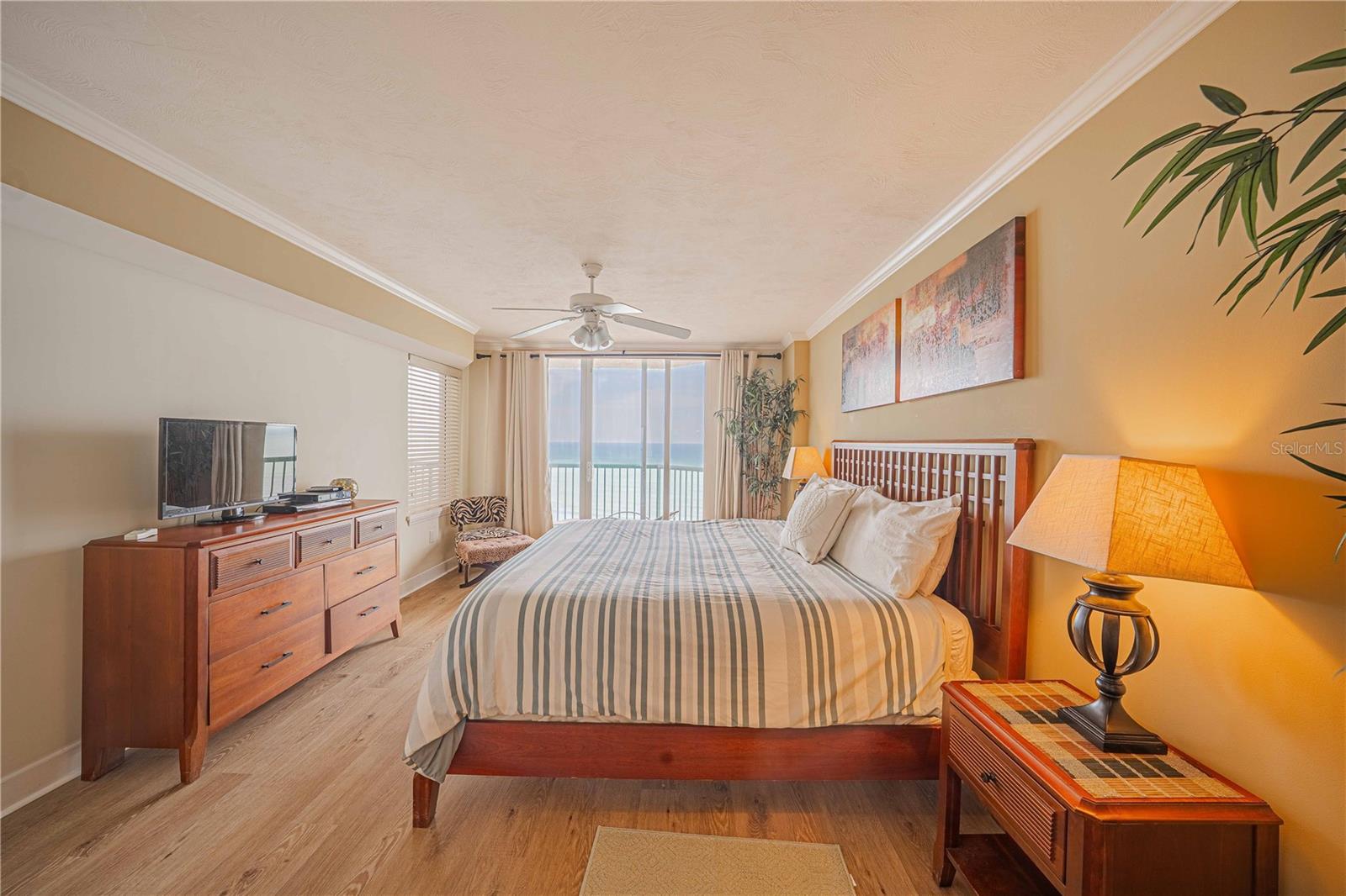 3315 Atlantic Unit 1707, Daytona Beach Shores, FL 32118