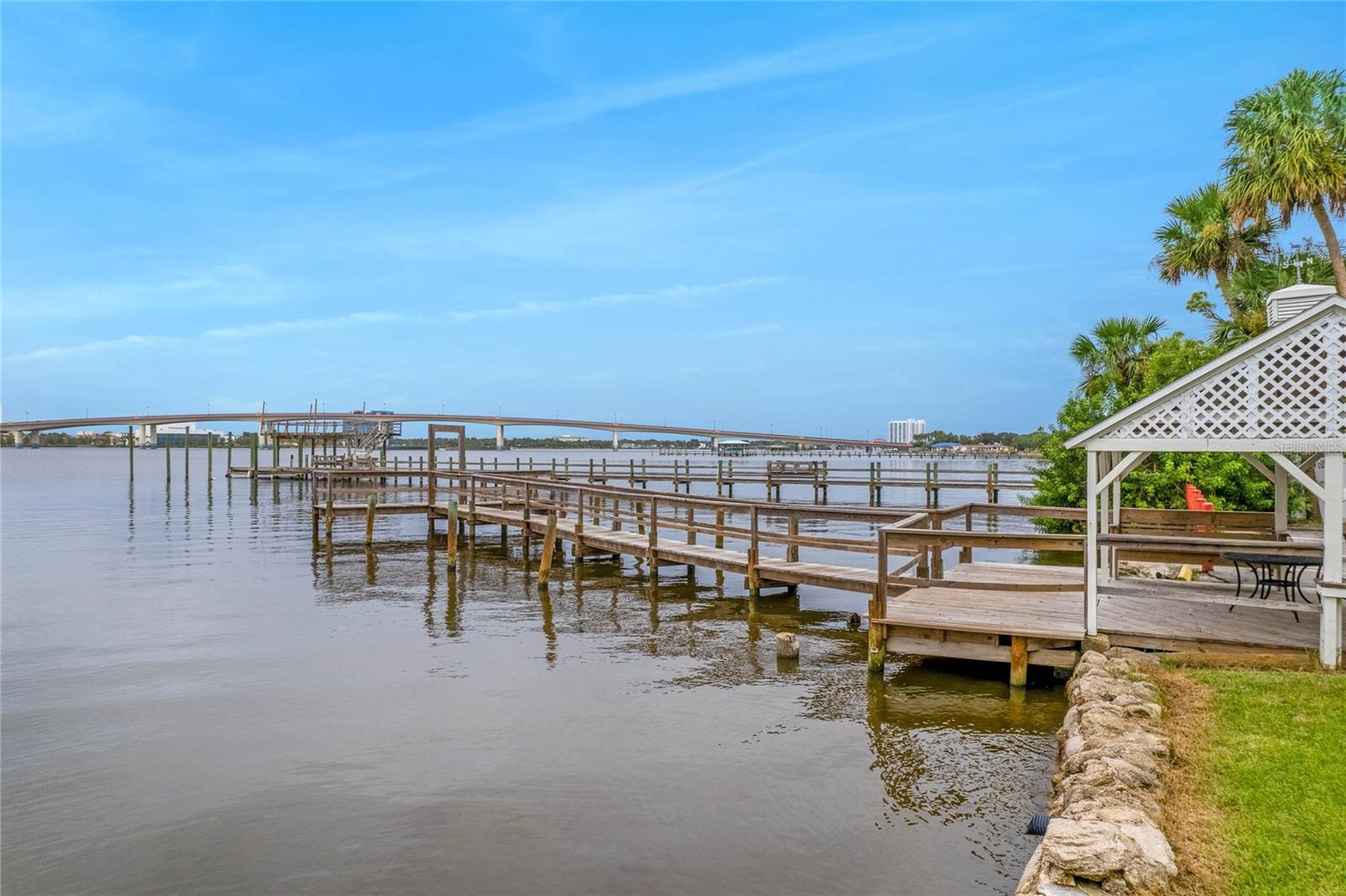 900 Peninsula Unit 207, Daytona Beach, FL 32118