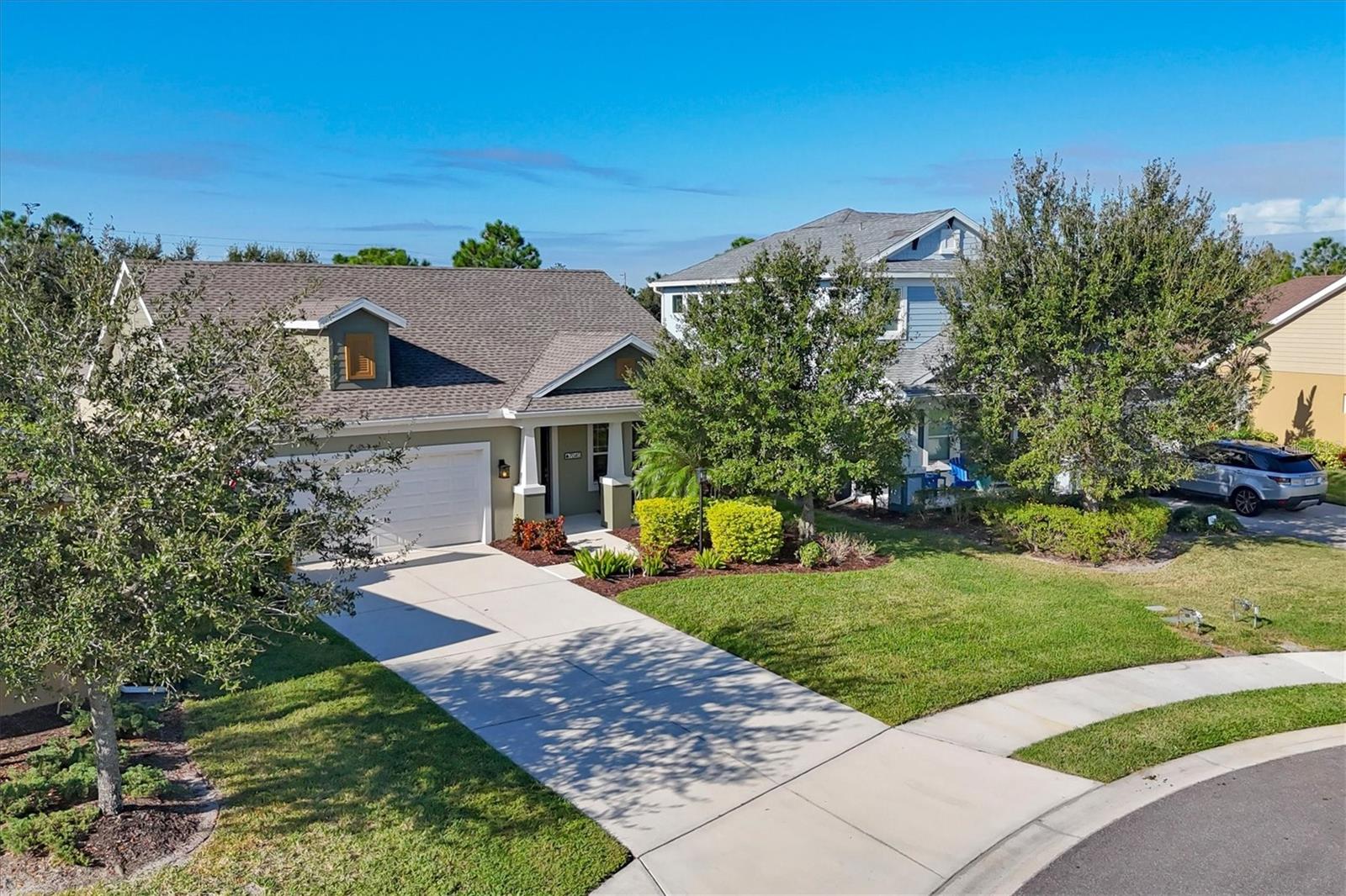 7040 White Willow, Sarasota, FL 34243