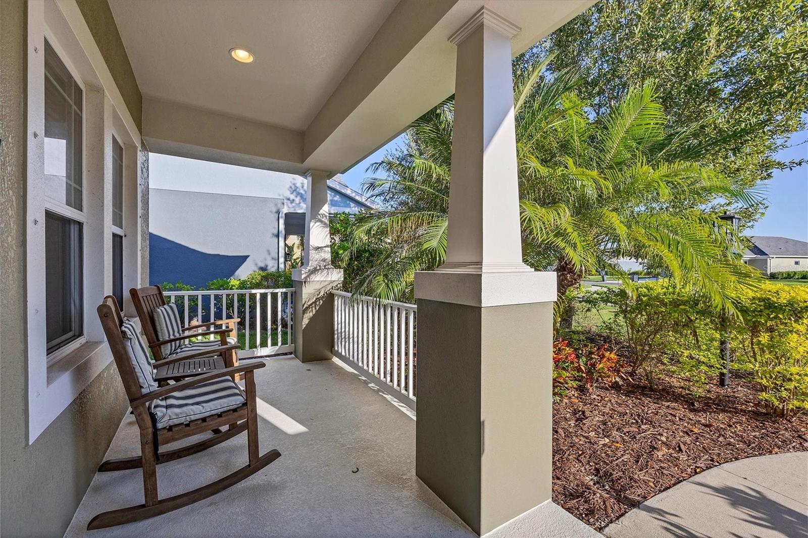 7040 White Willow, Sarasota, FL 34243