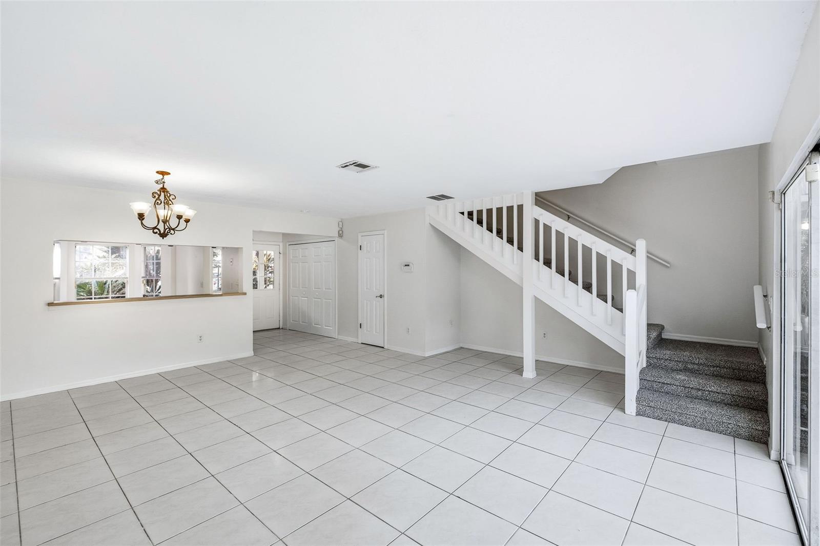 6040 Scotchwood Unit 105, Orlando, FL 32822