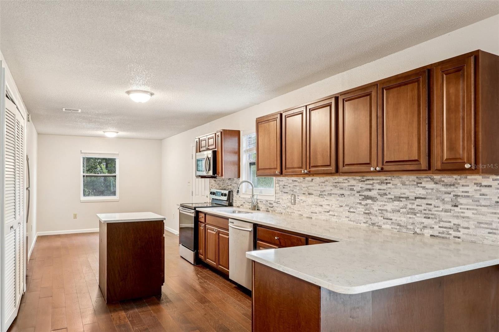 104 Hallmark, Lake Mary, FL 32746