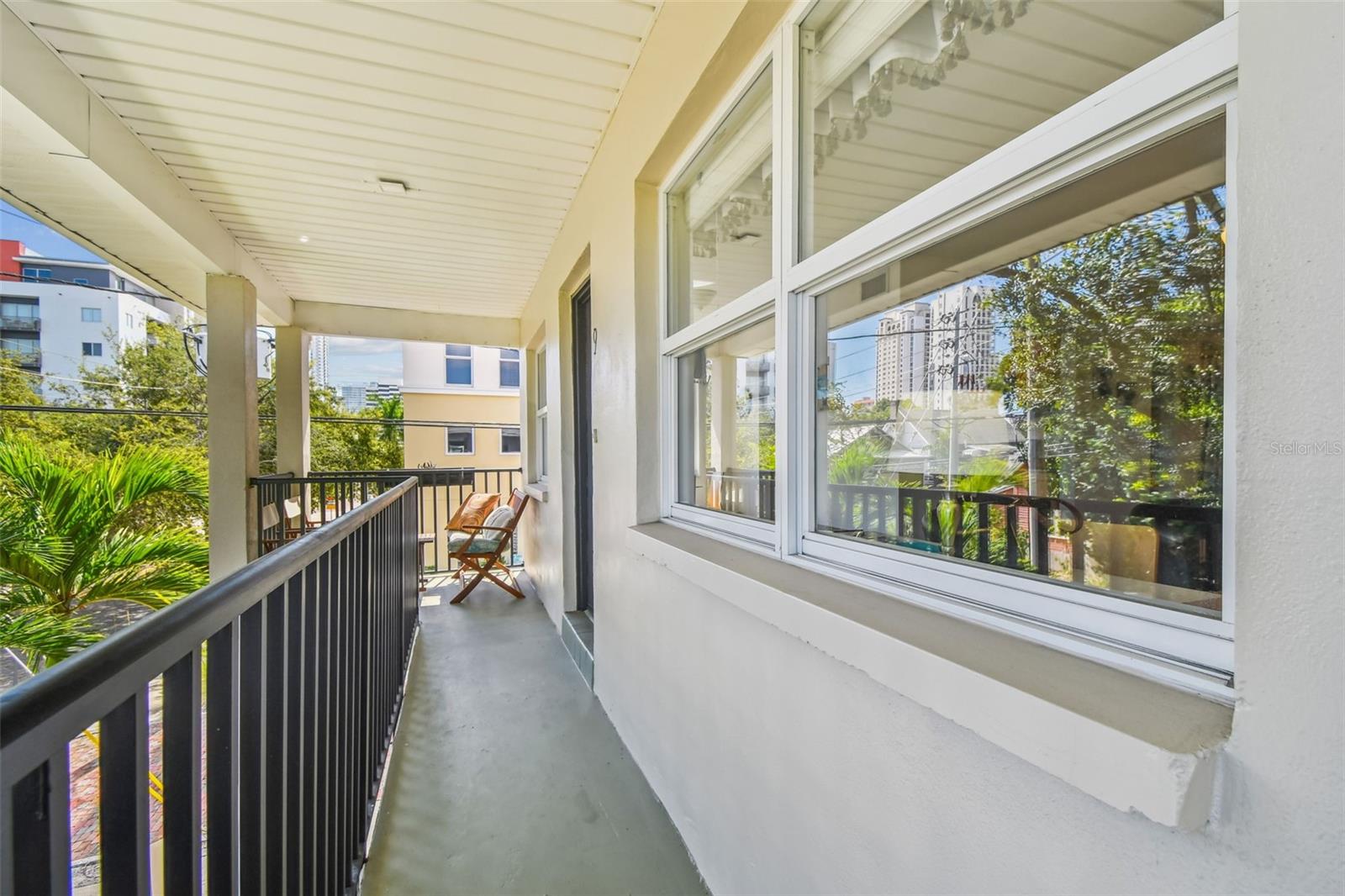 210 6th Unit 9, St Petersburg, FL 33701