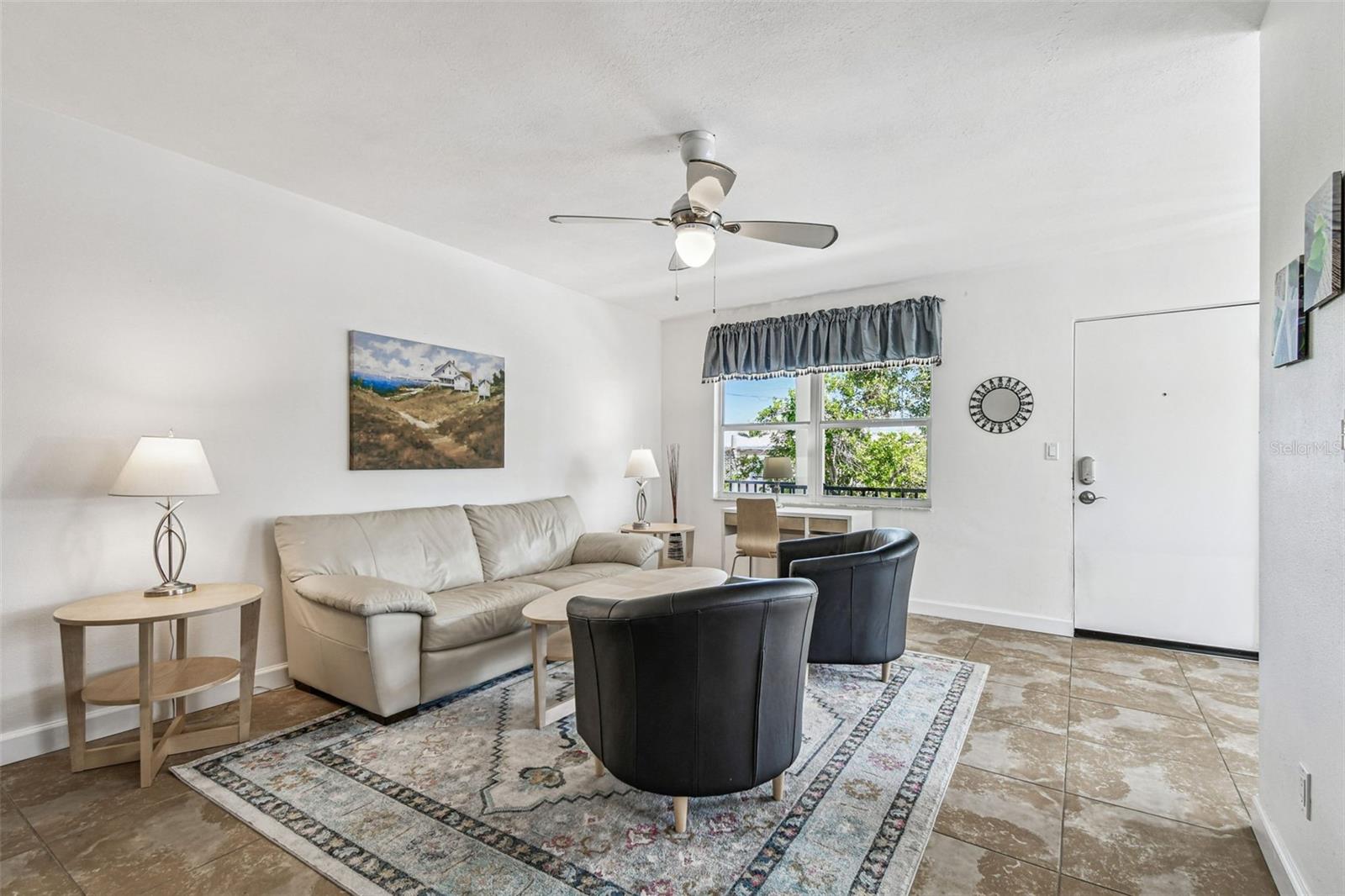 210 6th Unit 9, St Petersburg, FL 33701