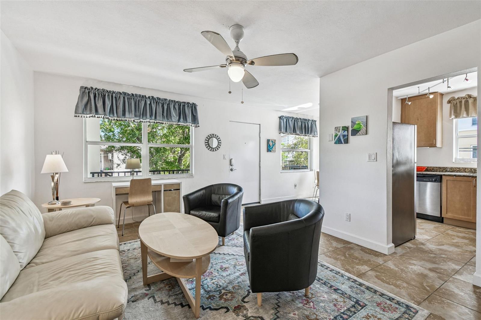 210 6th Unit 9, St Petersburg, FL 33701