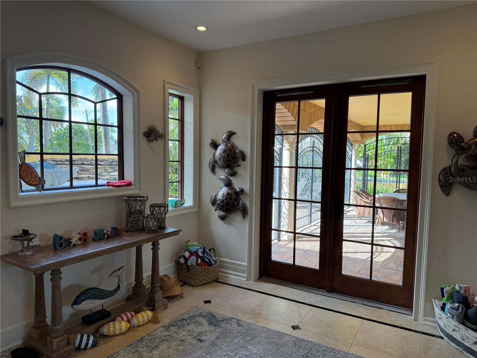 829 Bruce, Clearwater Beach, FL 33767