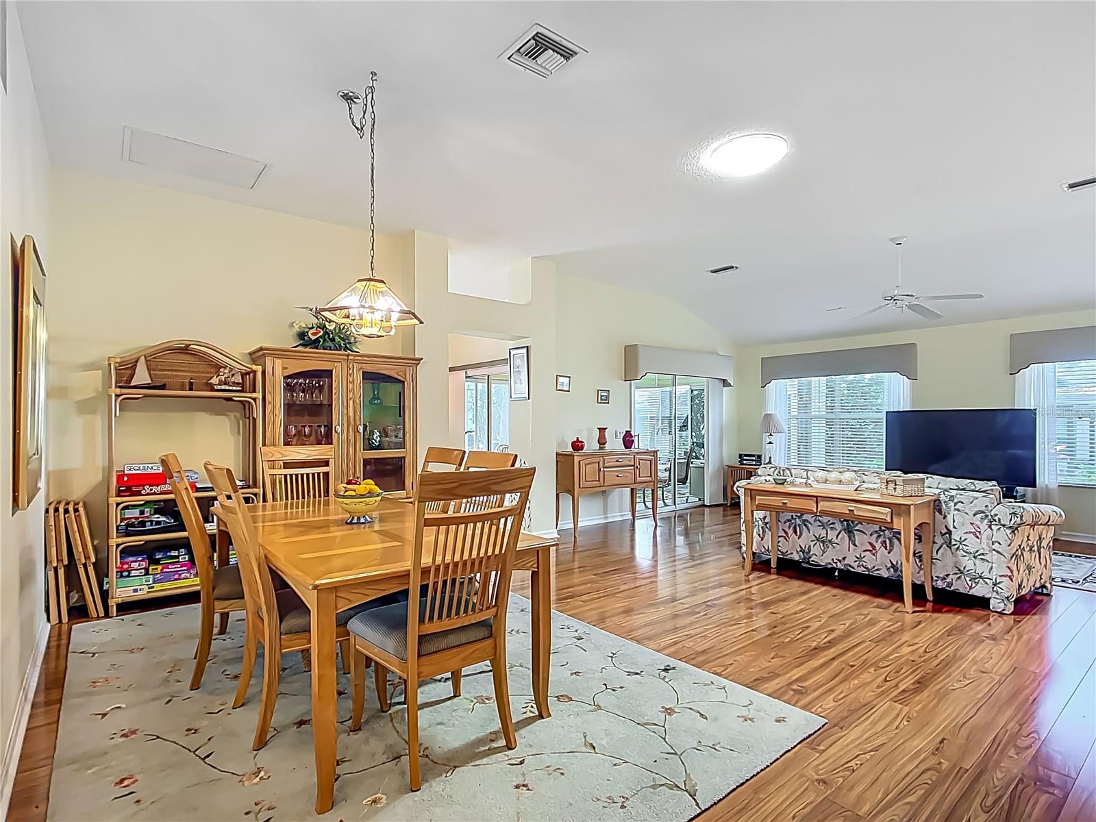 208 Desota, Lady Lake, FL 32159