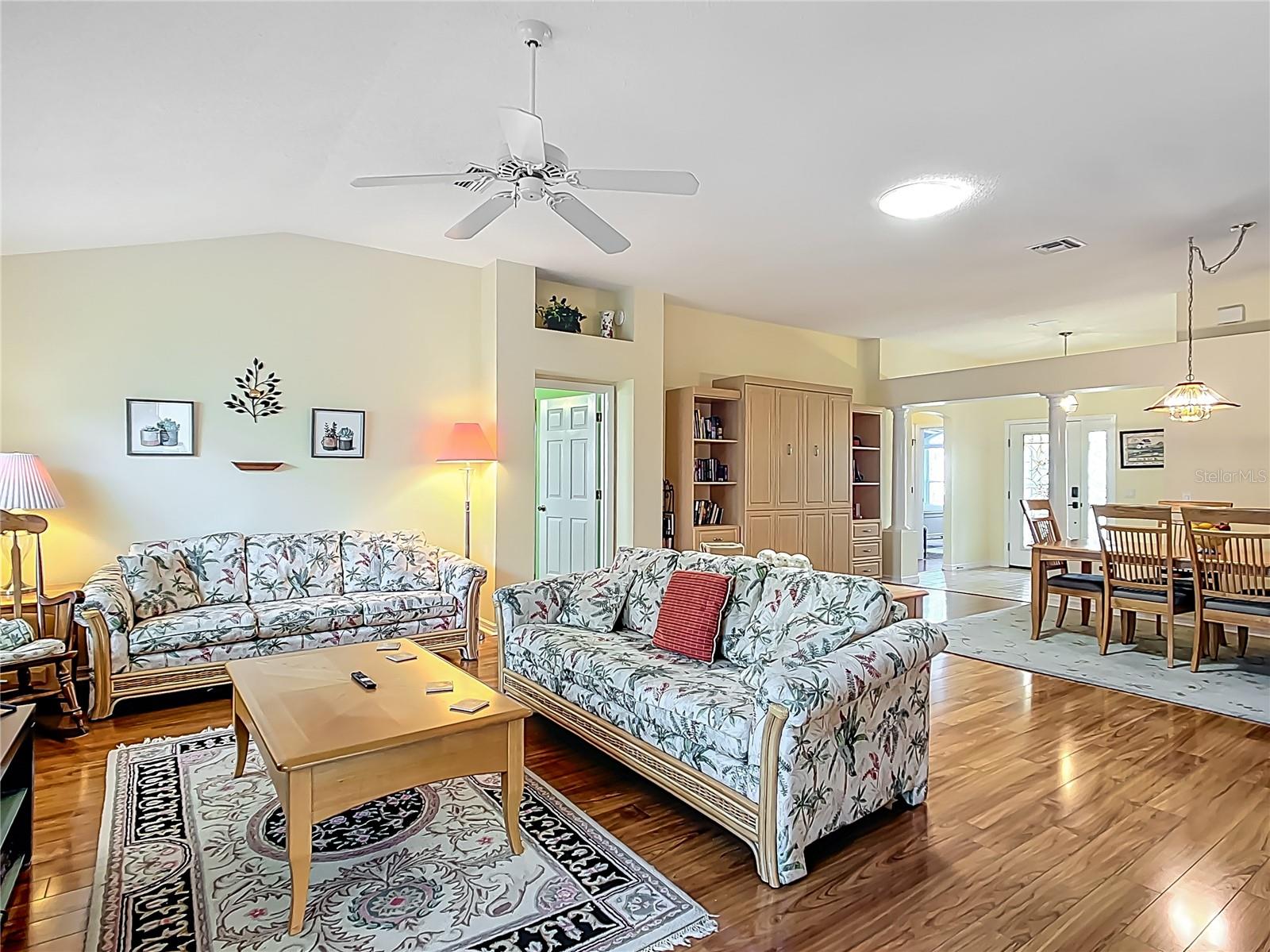 208 Desota, Lady Lake, FL 32159