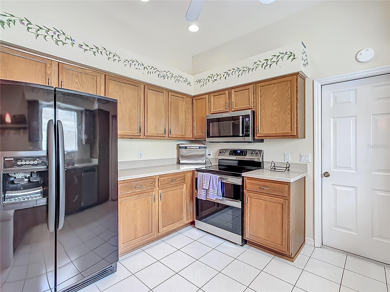 208 Desota, Lady Lake, FL 32159
