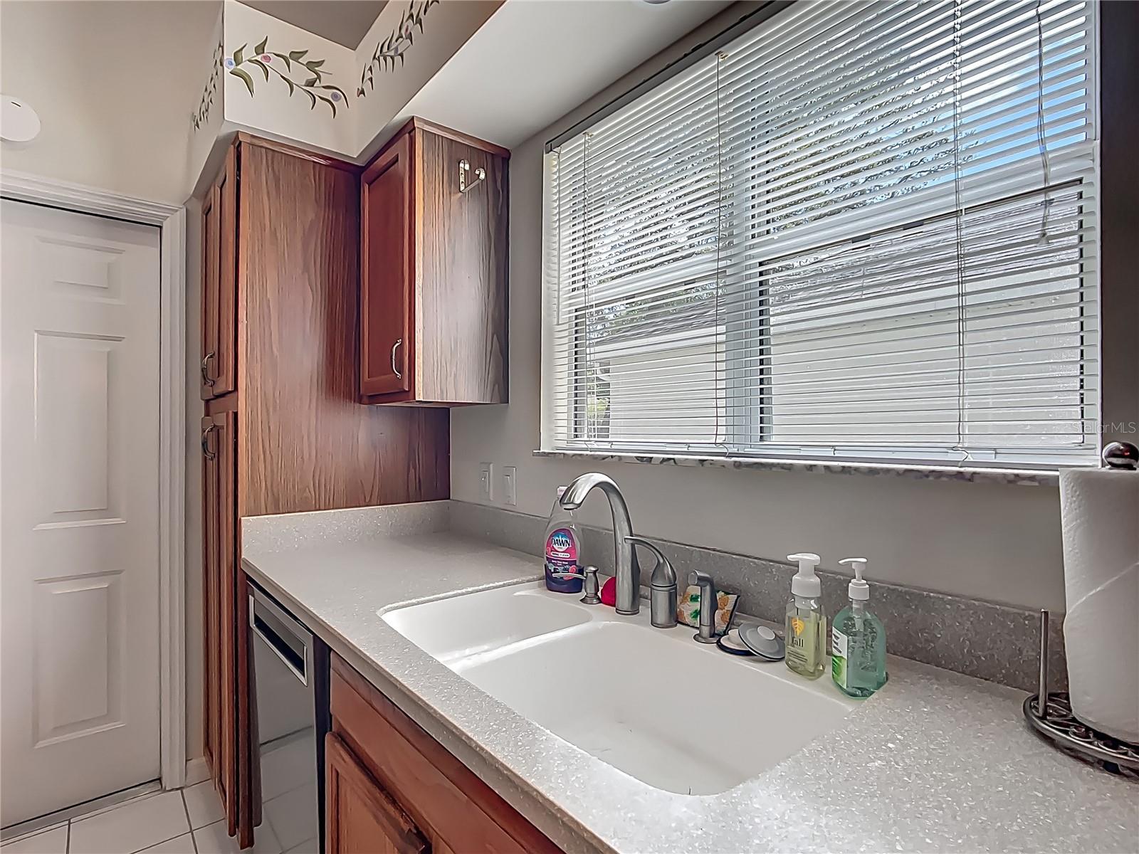 208 Desota, Lady Lake, FL 32159