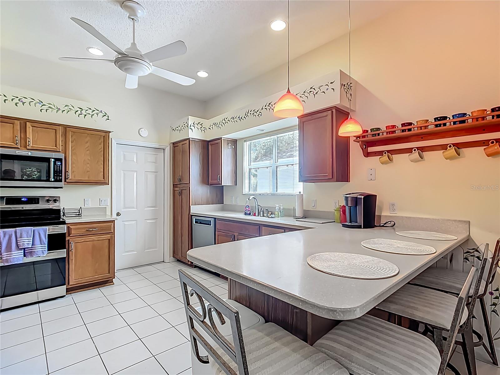 208 Desota, Lady Lake, FL 32159