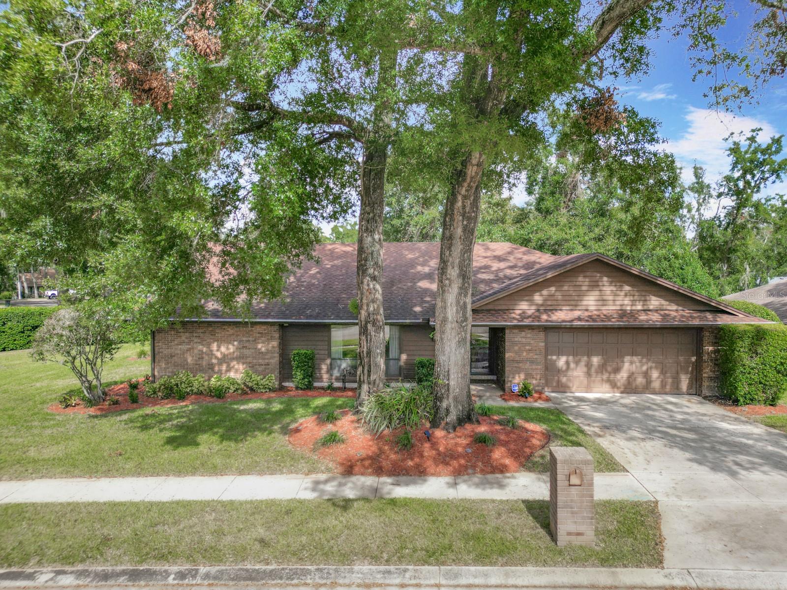 1469 Grace Lake, Longwood, FL 32750