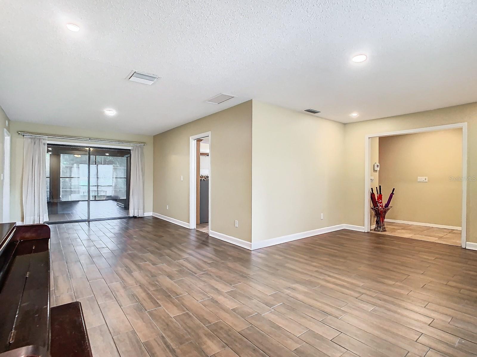 1469 Grace Lake, Longwood, FL 32750