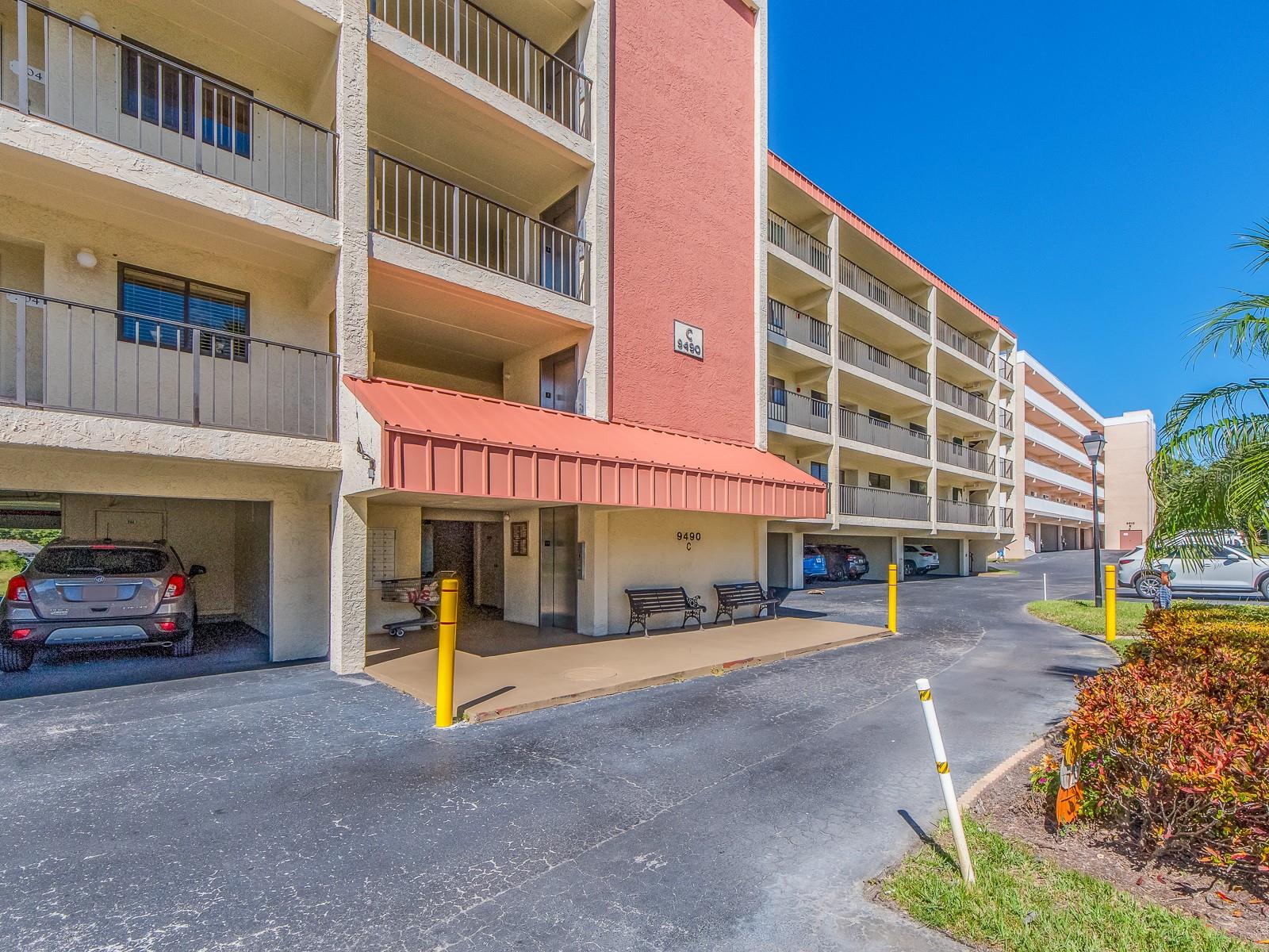 9490 Harbor Greens Unit 305, Seminole, FL 33776