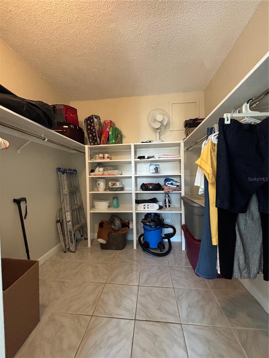5820 Church Unit 348, Tampa, FL 33614
