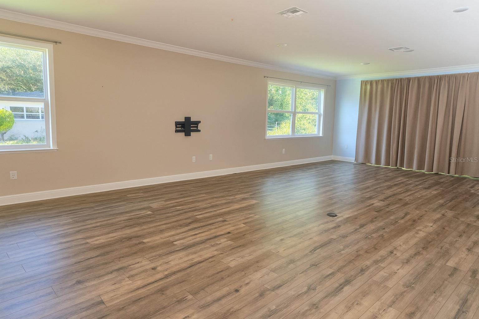 26047 Exmoor, Sorrento, FL 32776