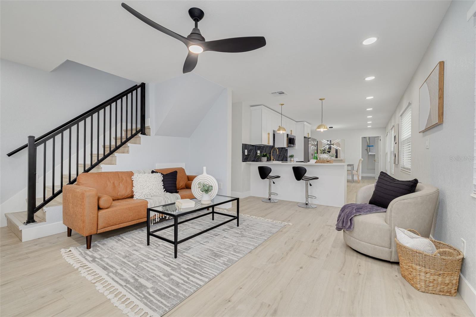 4954 2nd, St Petersburg, FL 33710