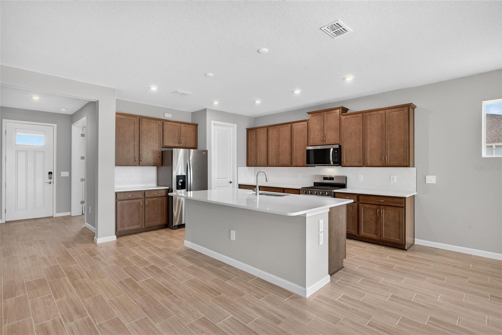 9240 Derbyshire, Parrish, FL 34219