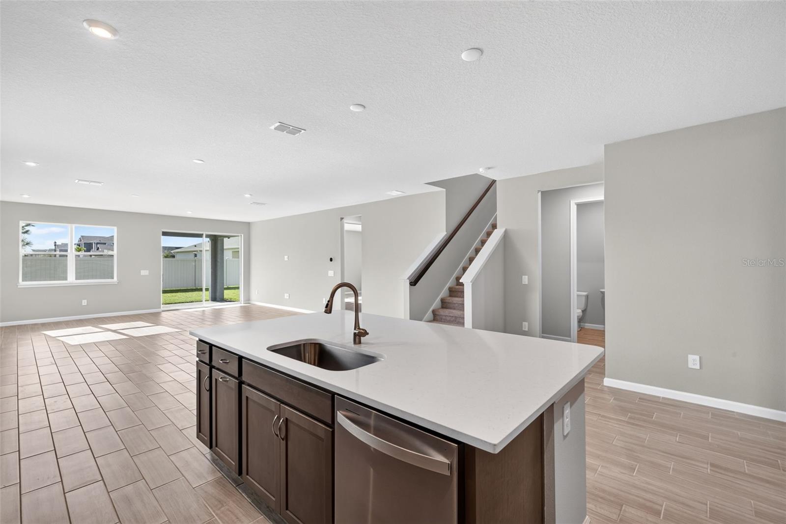 9240 Derbyshire, Parrish, FL 34219