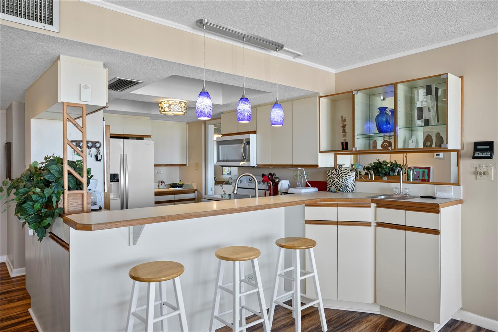 450 Treasure Island Unit 702, Treasure Island, FL 33706