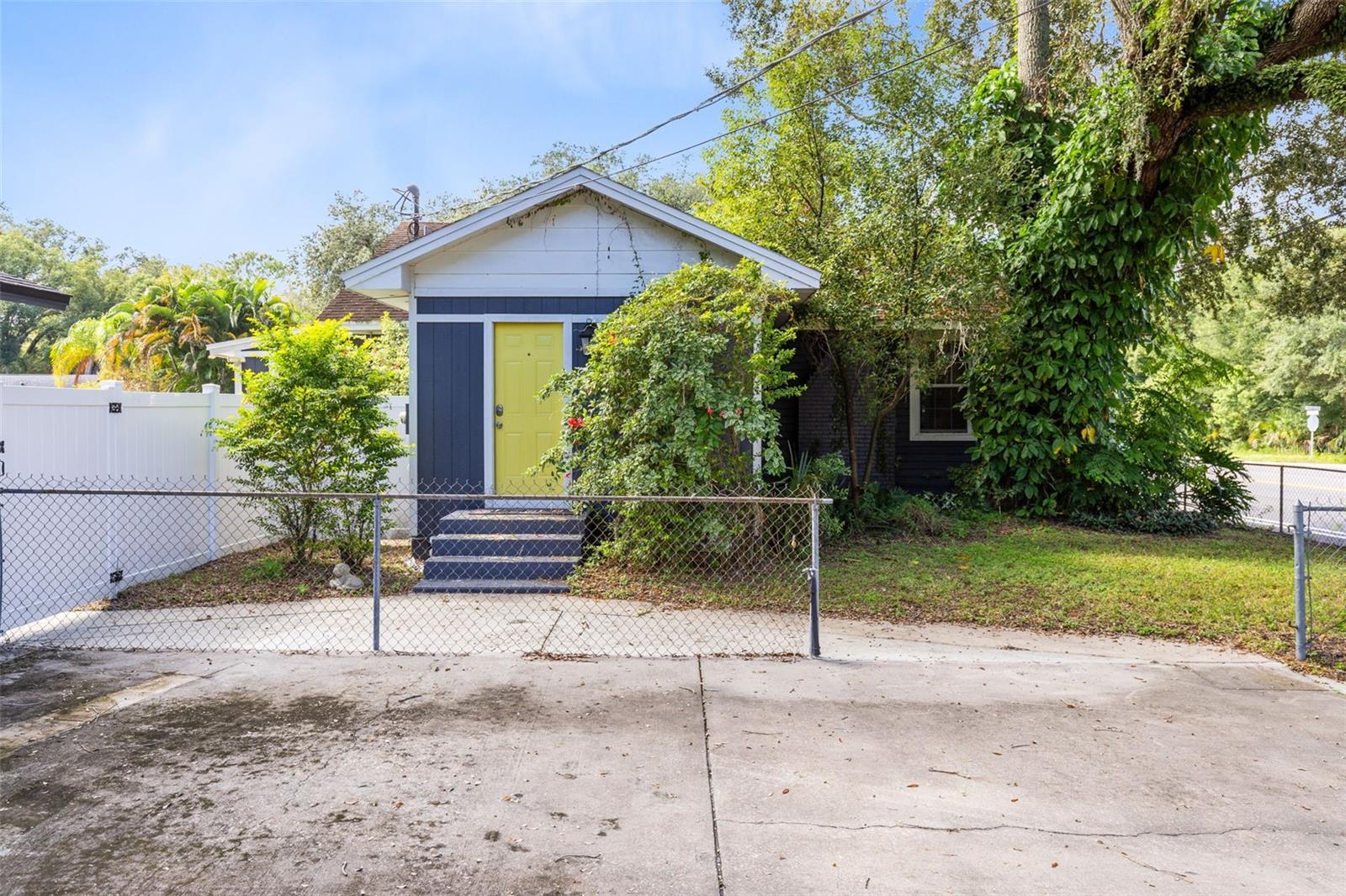 701 25th, Sanford, FL 32771