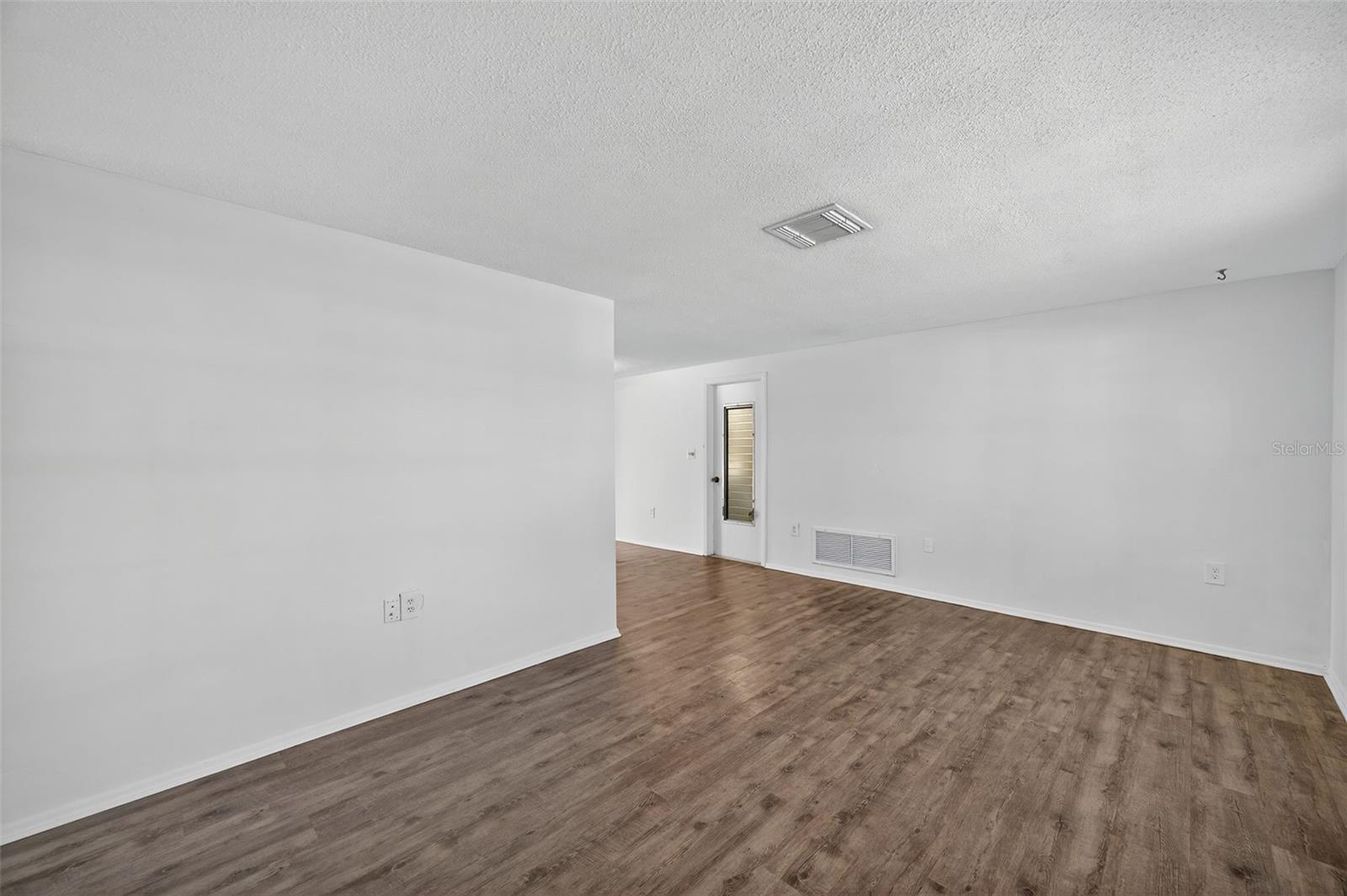 10102 Glen Moor, Port Richey, FL 34668