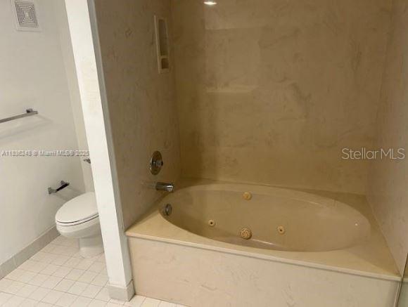 3503 Oaks Unit 212, Pompano Beach, FL 33069