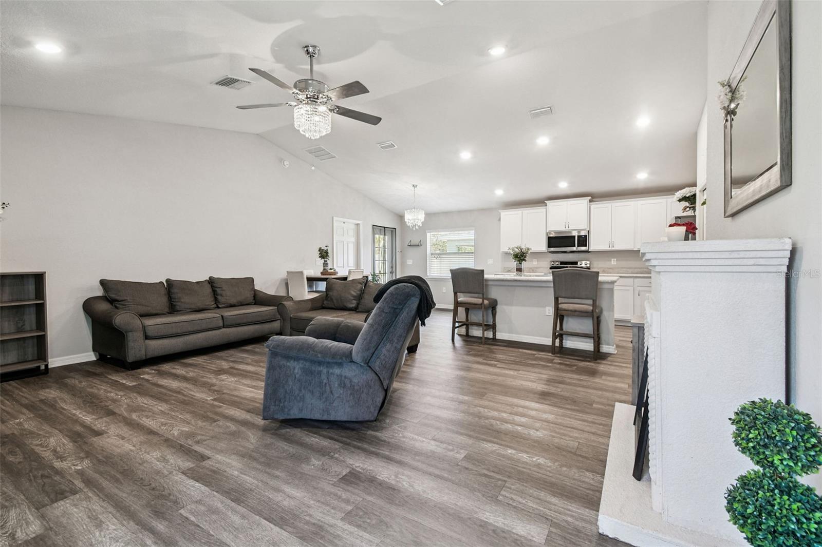 114 Eagle Summit, Ruskin, FL 33570