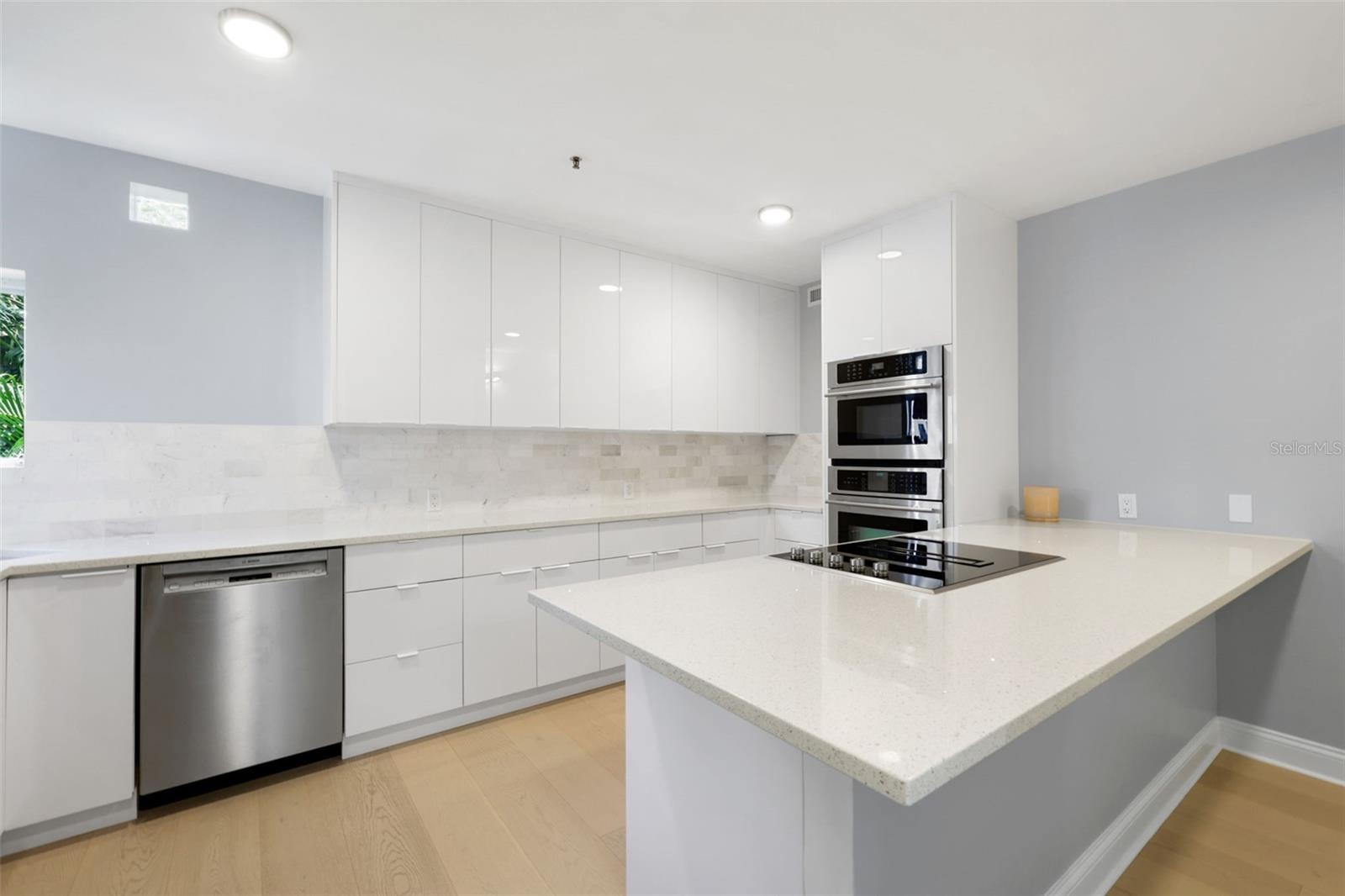 4950 Bayshore Unit 23, Tampa, FL 33611