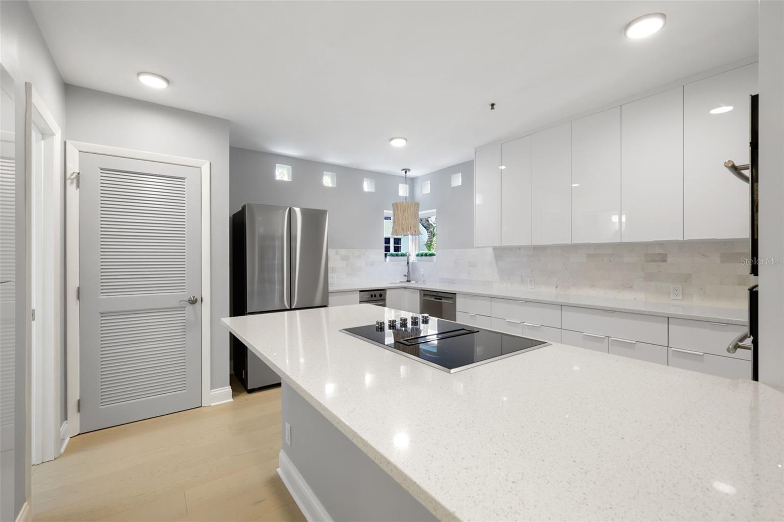 4950 Bayshore Unit 23, Tampa, FL 33611