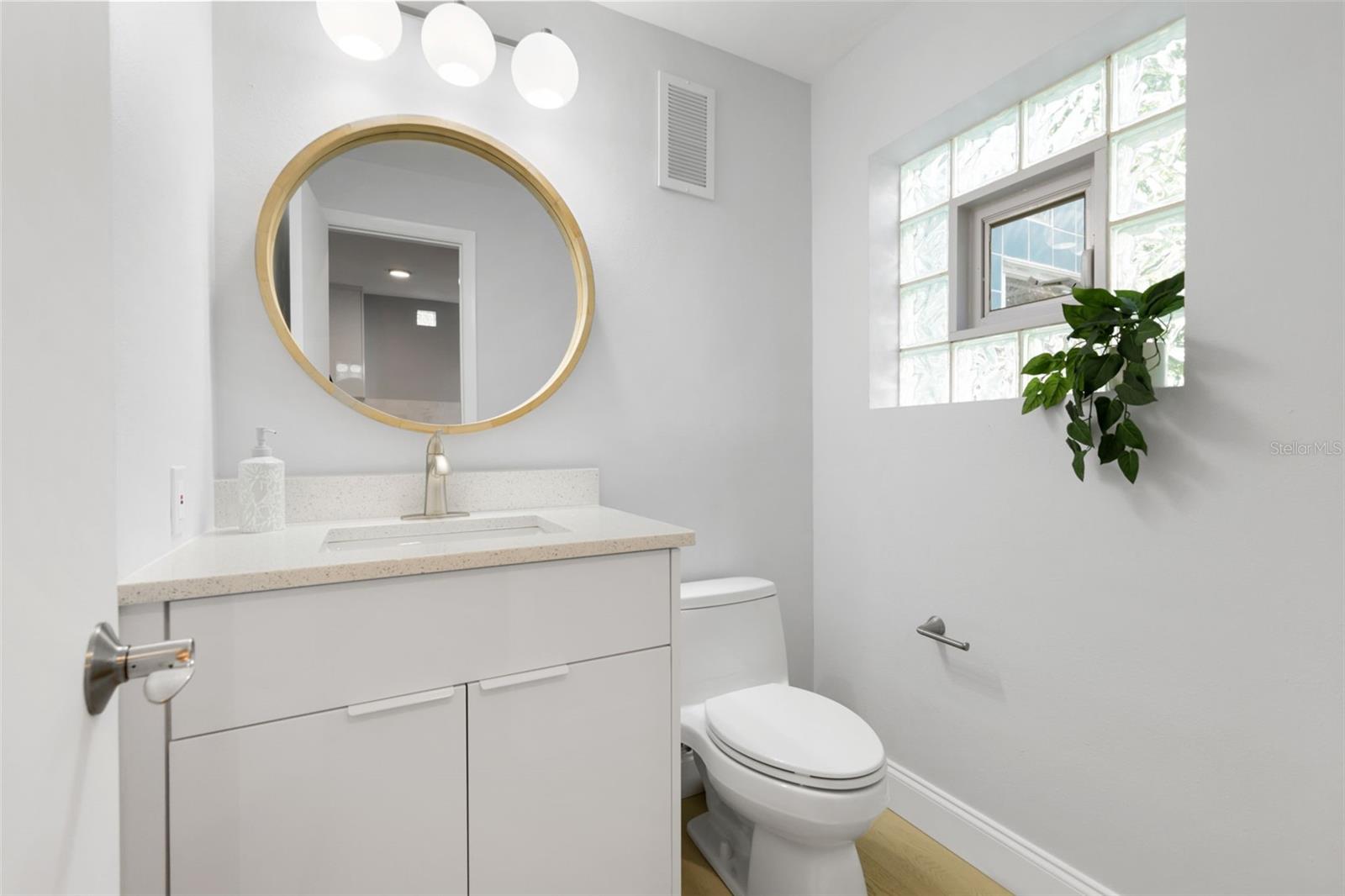 4950 Bayshore Unit 23, Tampa, FL 33611