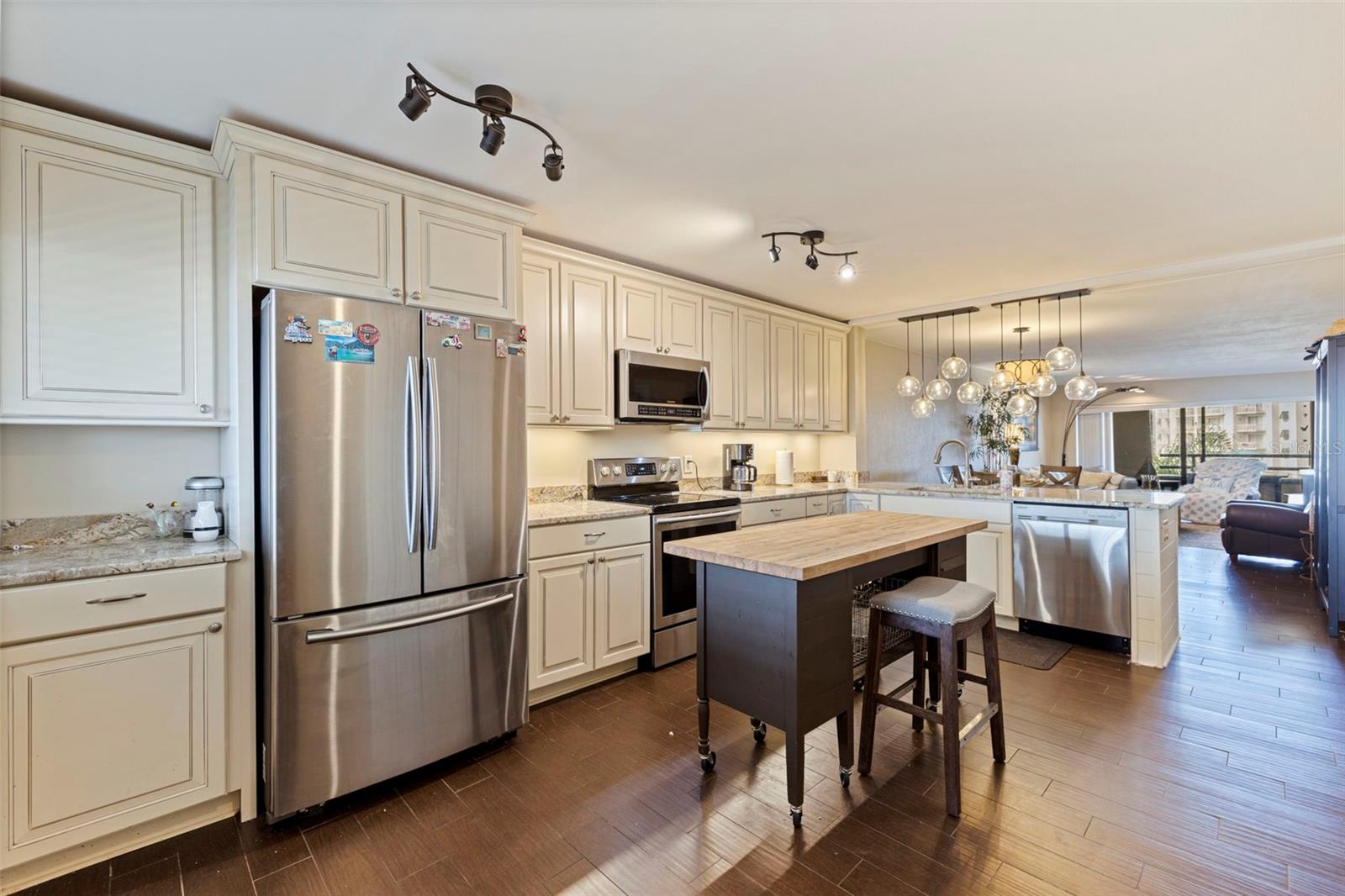 106 1st Unit 315, Tierra Verde, FL 33715