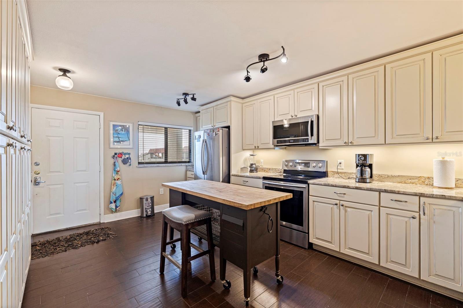 106 1st Unit 315, Tierra Verde, FL 33715