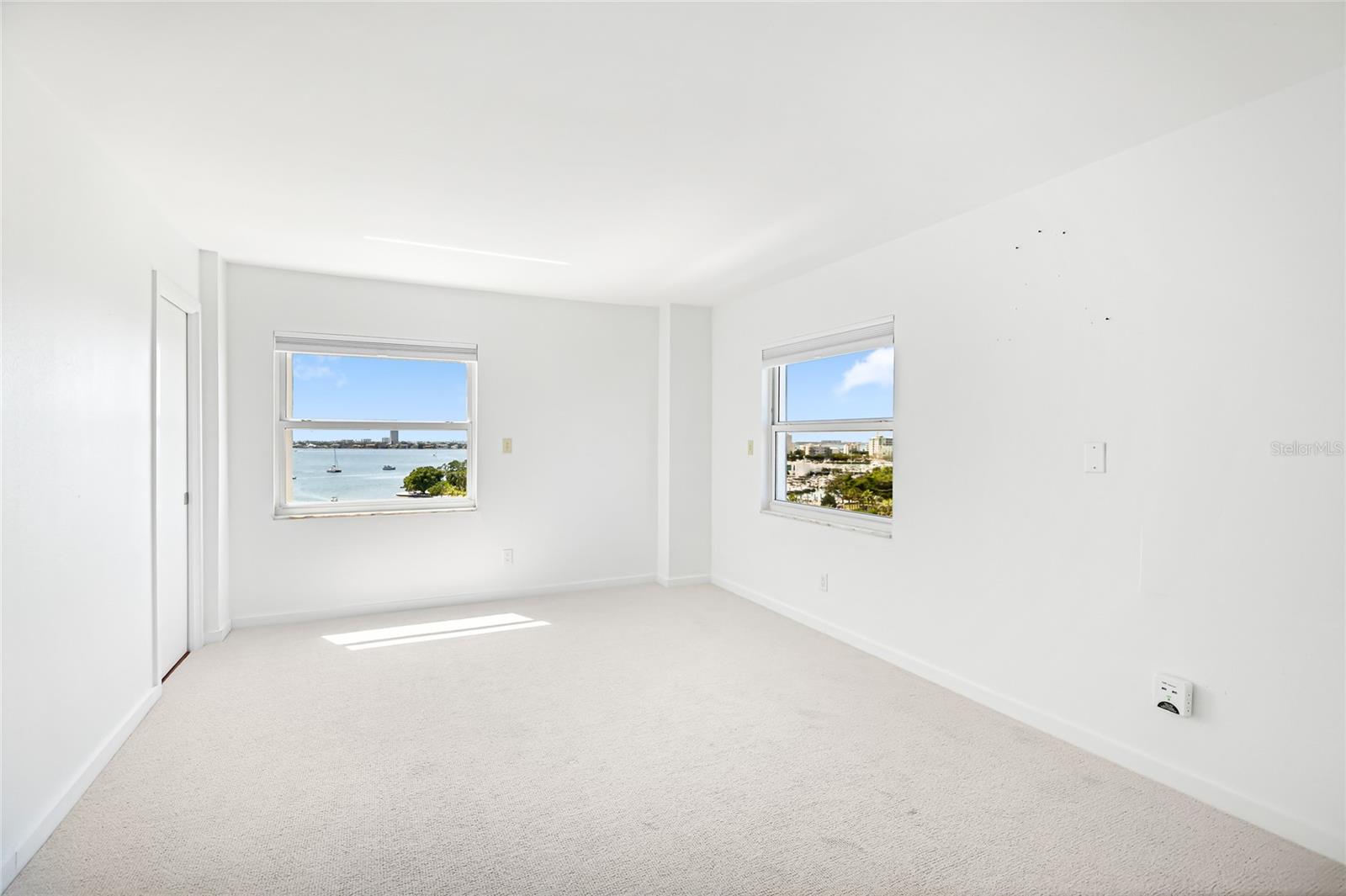 435 Gulfstream Unit 1004, Sarasota, FL 34236