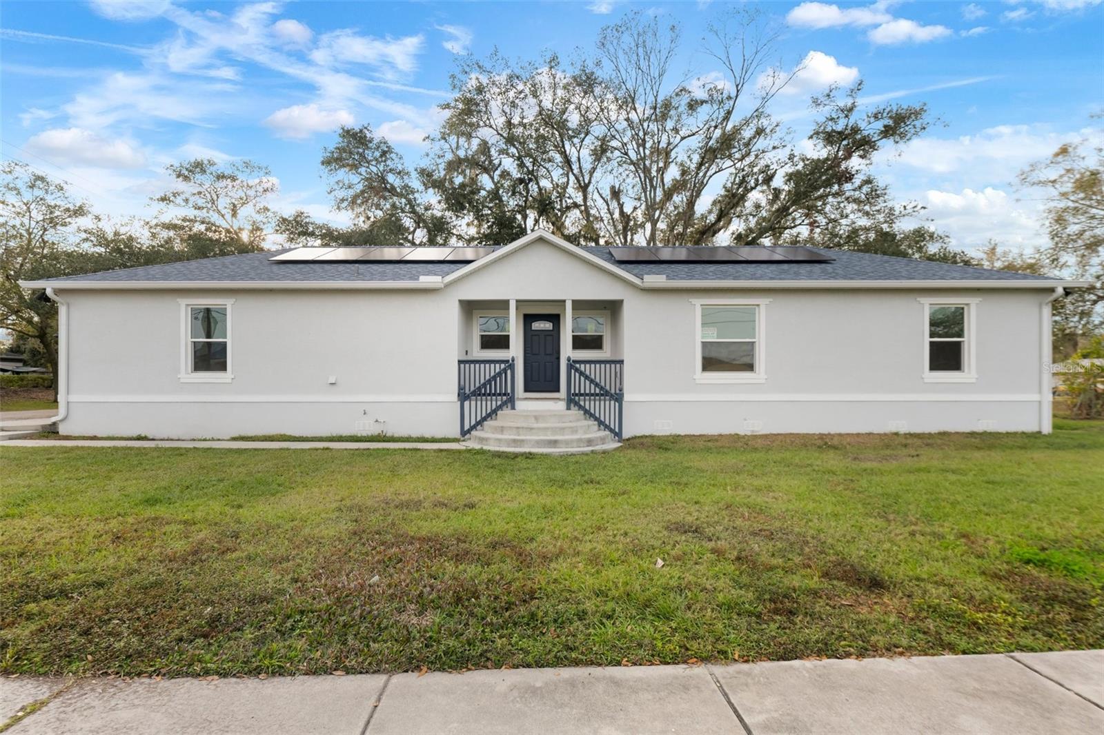 902 Alsobrook, Plant City, FL 33563