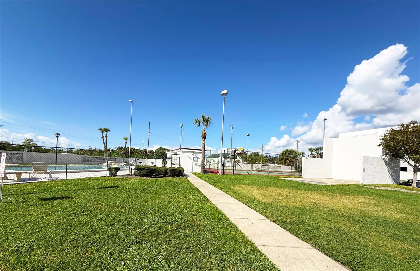 9002 Tudor Unit K201, Tampa, FL 33615