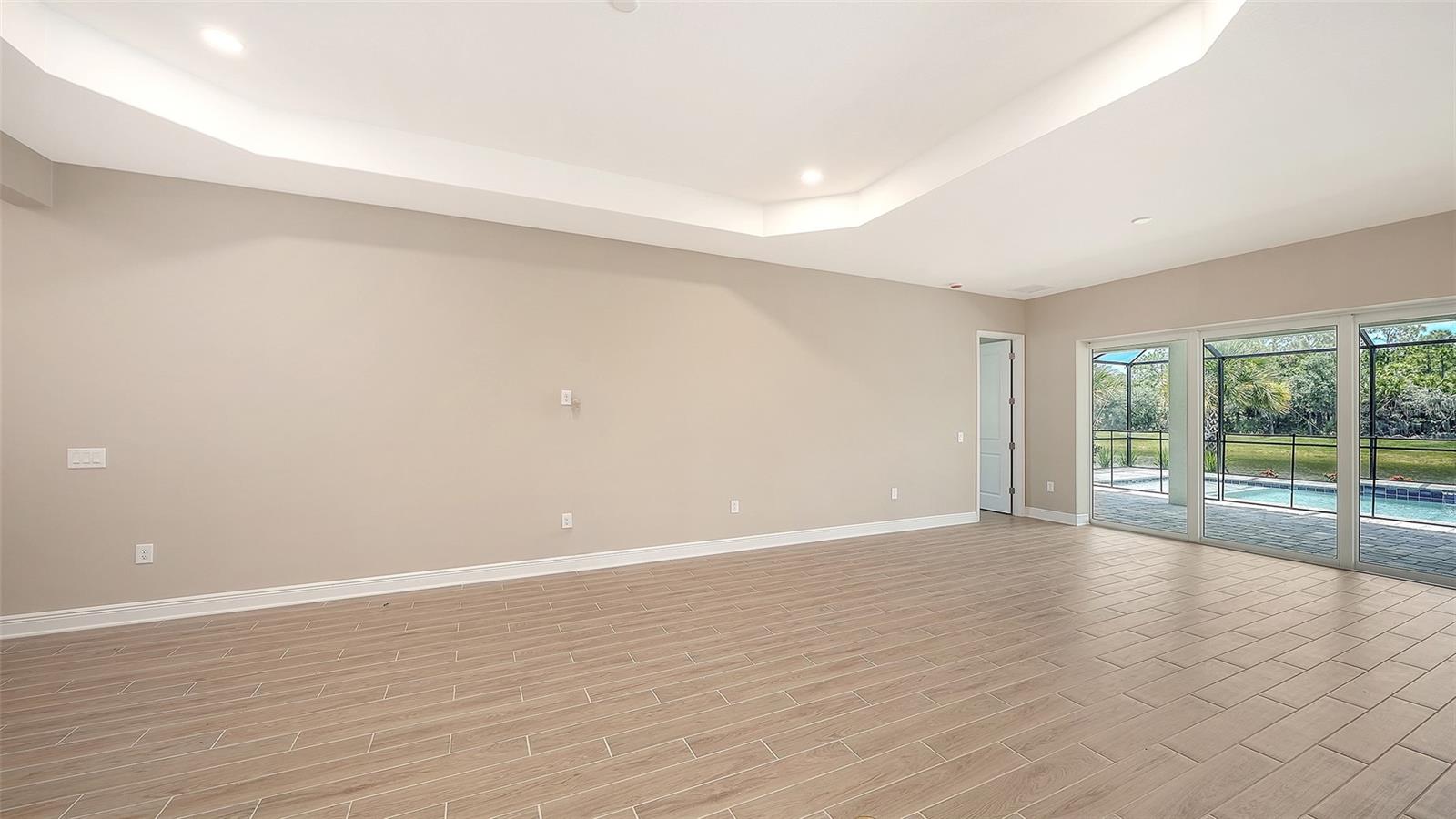 6336 Lake Woodruff, Sarasota, FL 34241