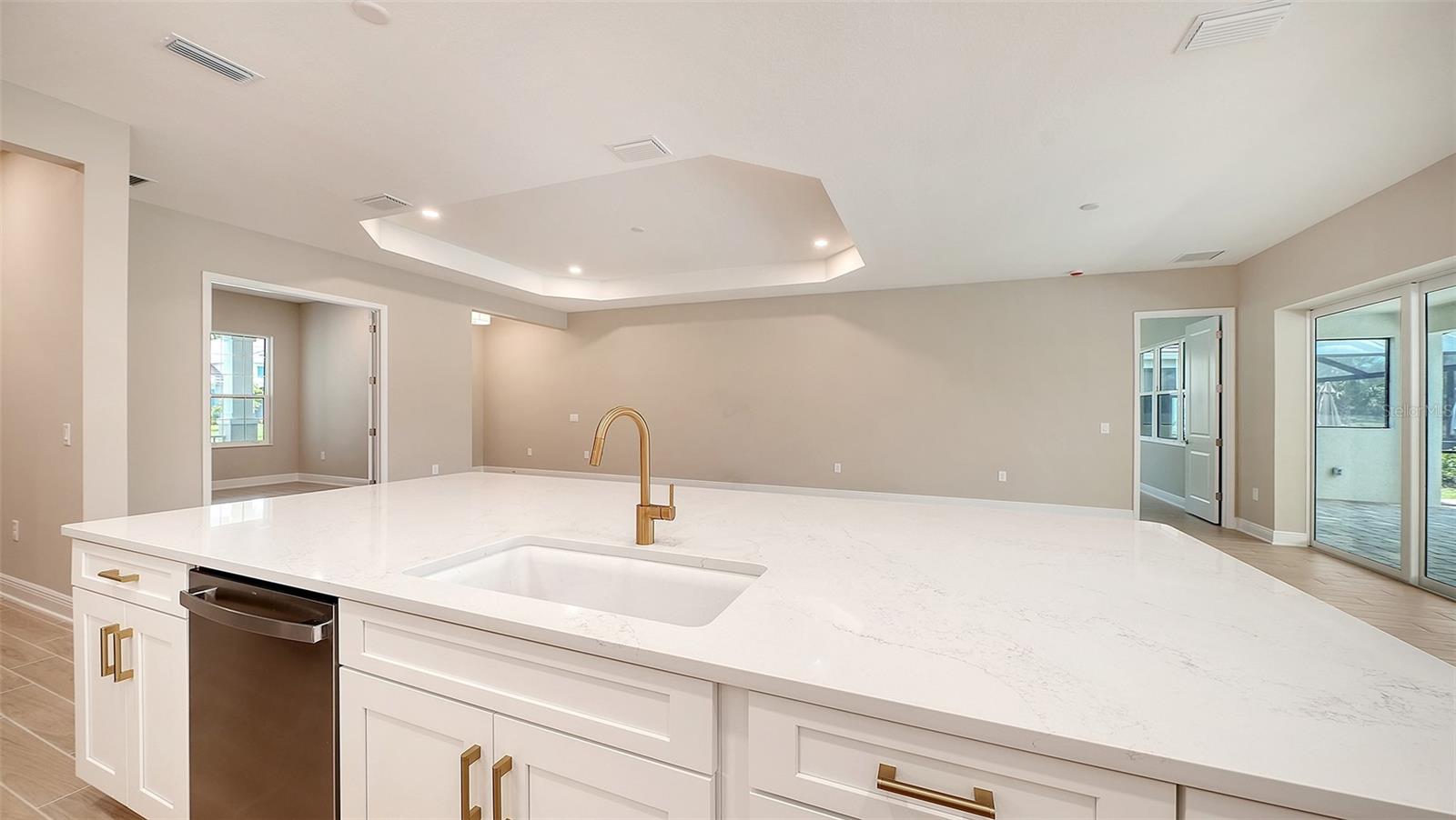 6336 Lake Woodruff, Sarasota, FL 34241