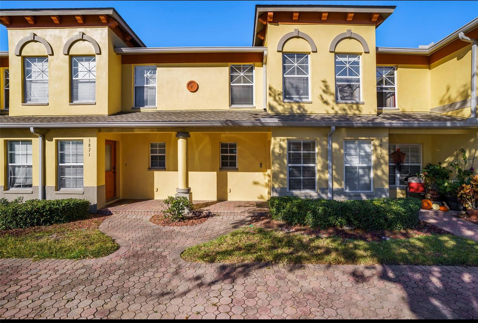 3869 Island, St Petersburg, FL 33705