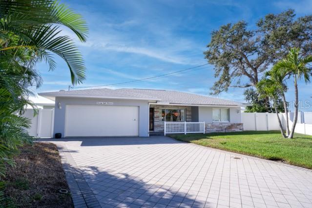 7800 4th, St Petersburg, FL 33707