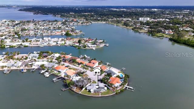 7800 4th, St Petersburg, FL 33707