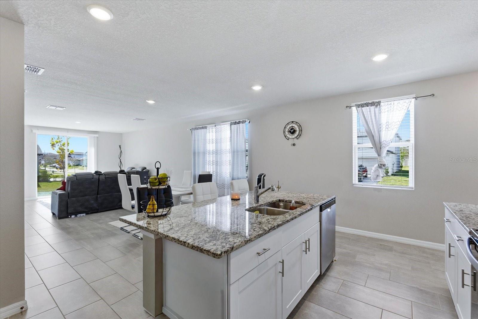 2301 Newsome, Plant City, FL 33565