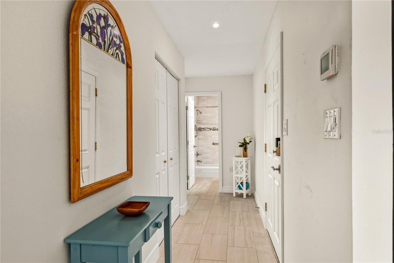 1900 Benjamin Franklin Unit V12, Sarasota, FL 34236