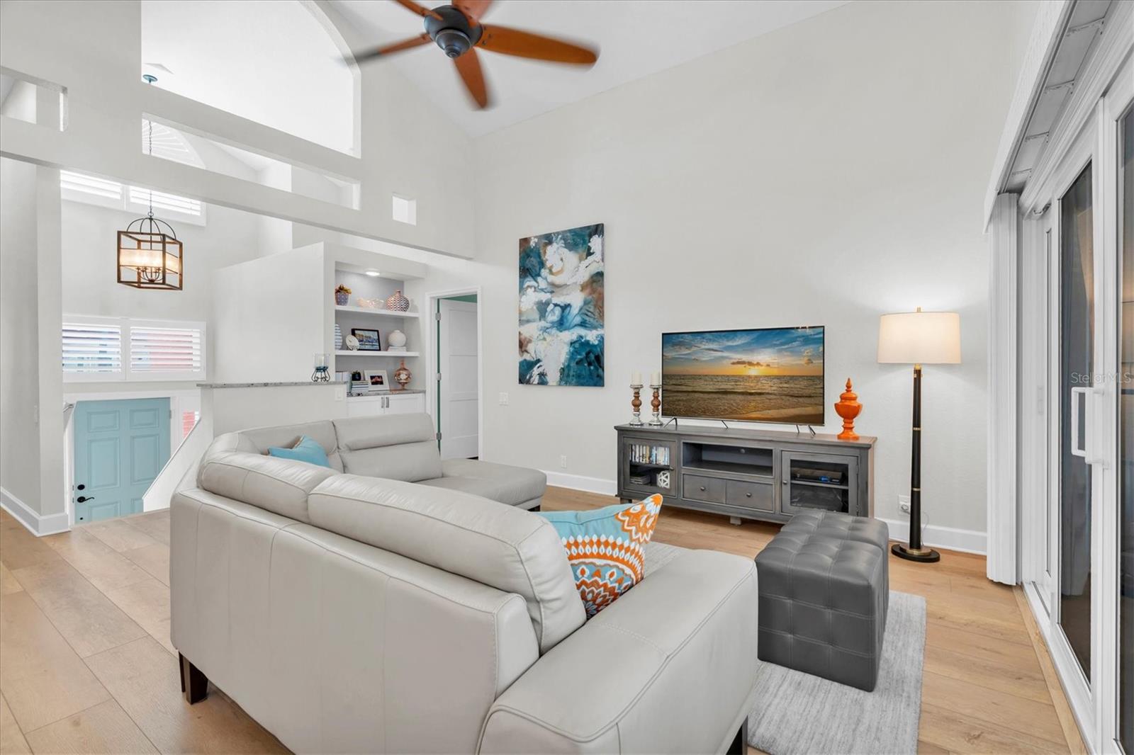 18 Jefferson, St Petersburg, FL 33711