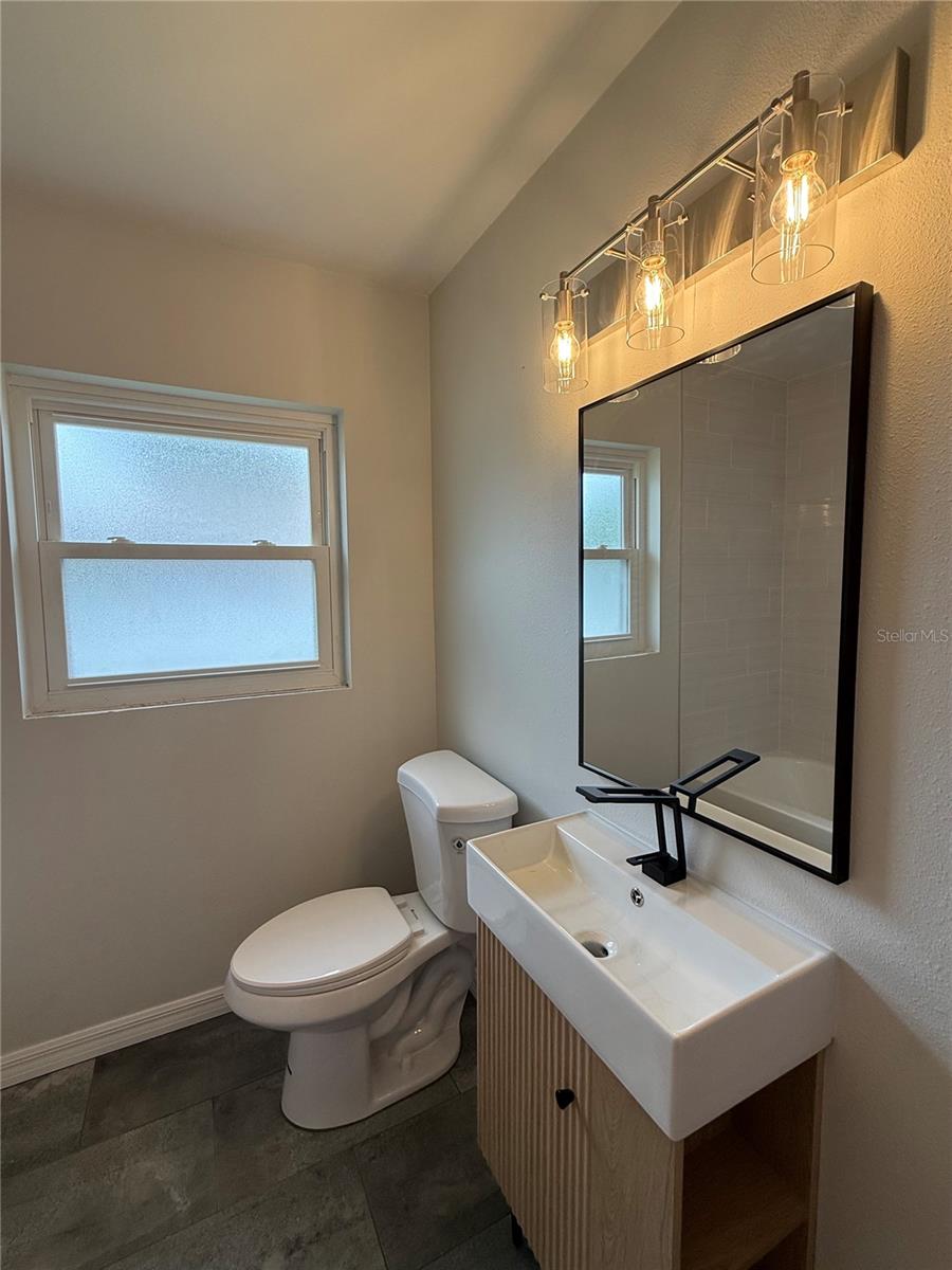 6221 6th, St Petersburg, FL 33710