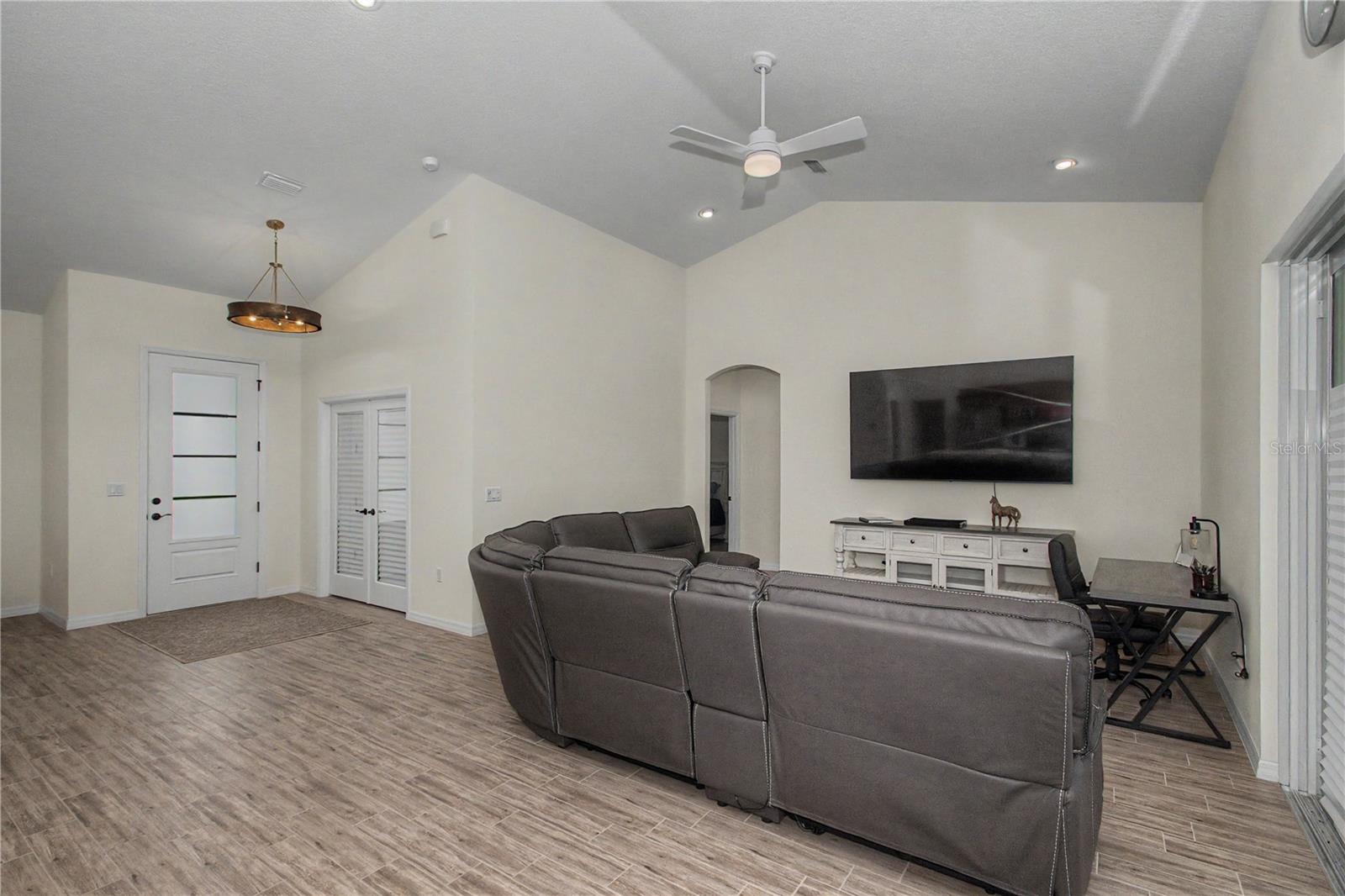 1916 80th, Ocala, FL 34475