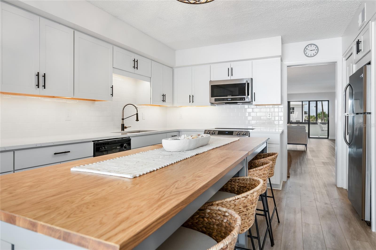 1007 Gulf Unit 106, Bradenton Beach, FL 34217