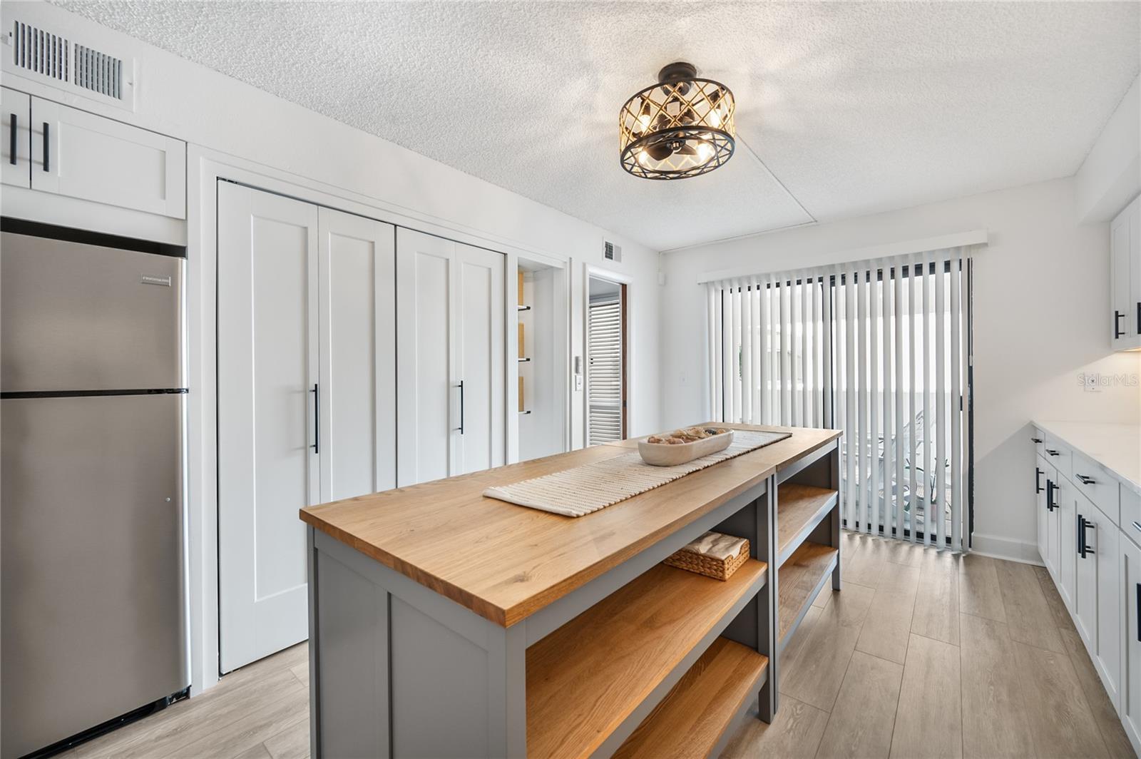 1007 Gulf Unit 106, Bradenton Beach, FL 34217